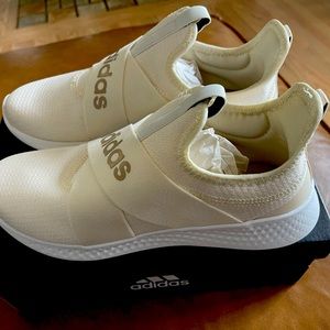NWT Adidas Pure Motion Adapt - Size 8.5